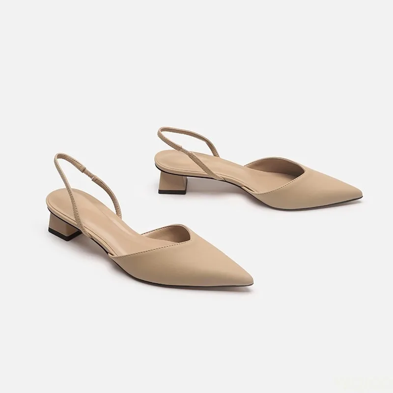 Low Block Heel Pump - Sandales à bout pointu extensibles pour